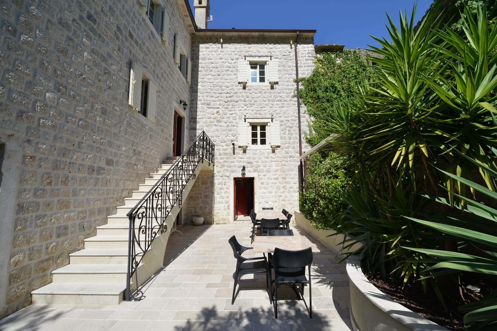 Vila Nikcevic Apartments Kotor Exteriör bild